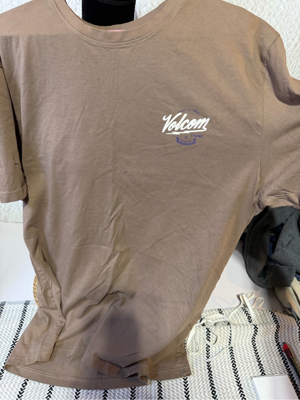 Volcom Men’s Short Sleeve Tee in Taupe Brown with White Logo